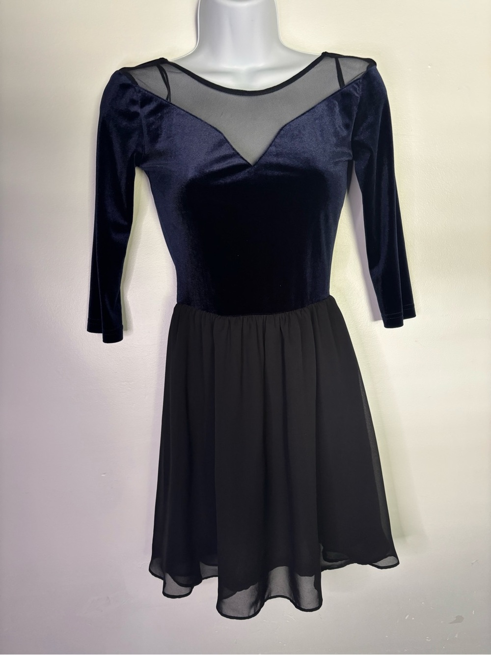 H&M Divided Blue Velvet & Chiffon Mini Dress - Size 2 (32)